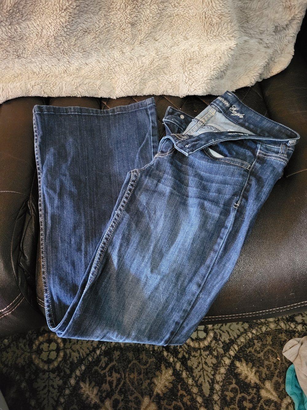 American Eagle Outfitters Women's Bootcut Jeans in Blue